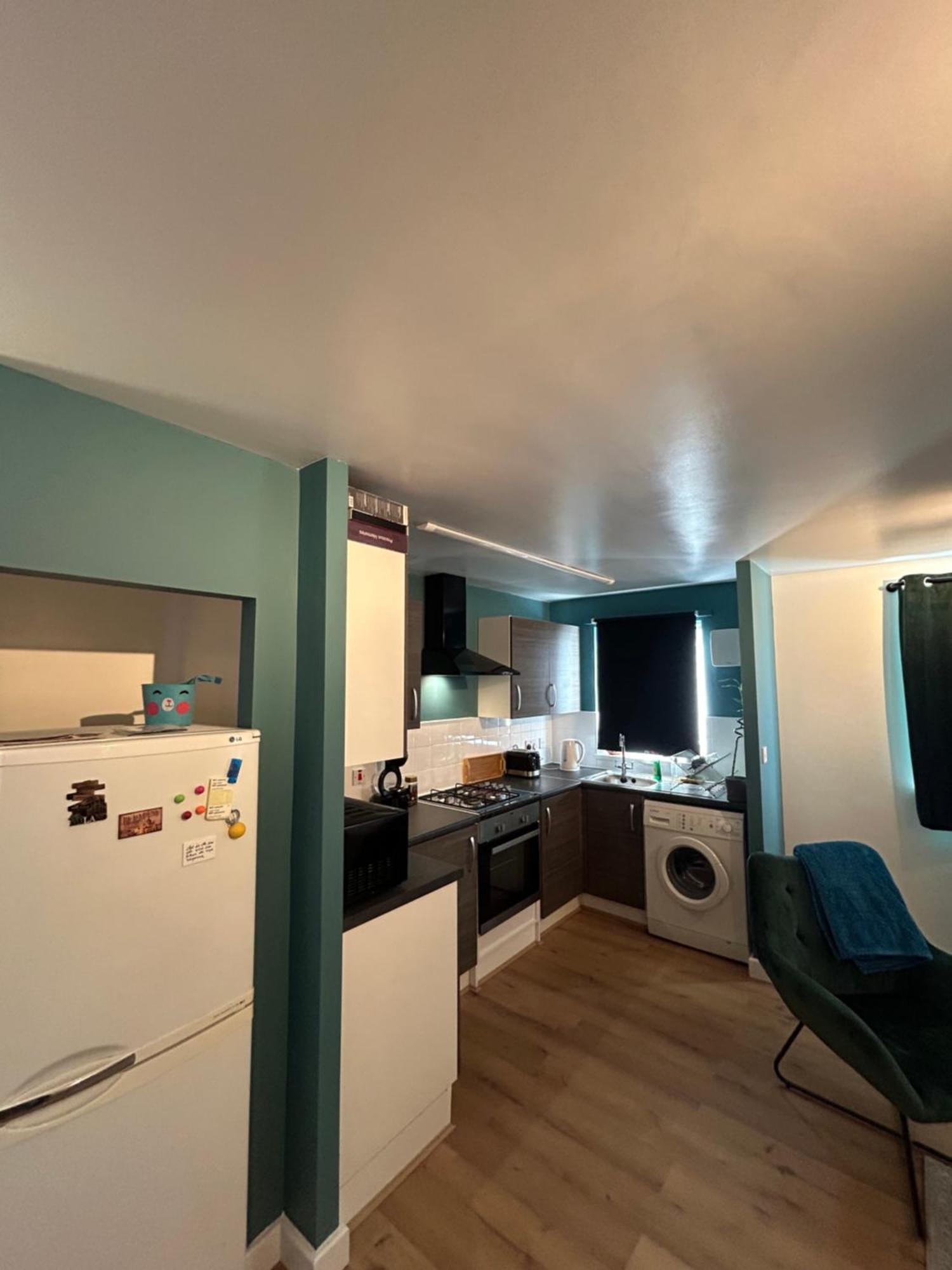Woodhouse Apartment ลีดส์ ภายนอก รูปภาพ