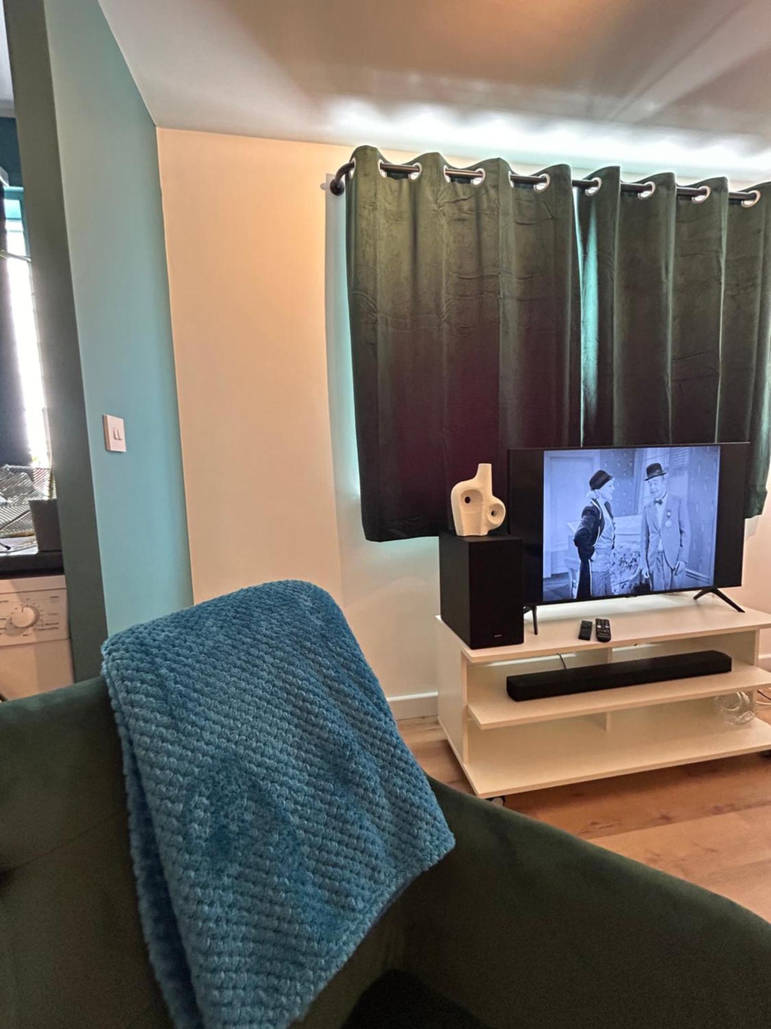 Woodhouse Apartment ลีดส์ ภายนอก รูปภาพ